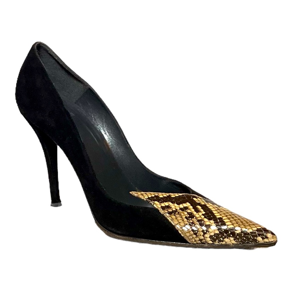Vintage Suede Pump